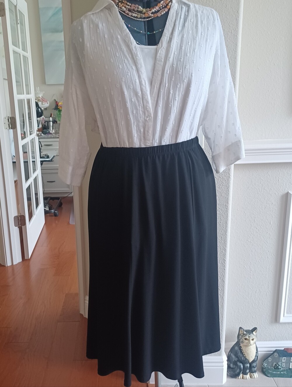 Susan Graver XL Black Skirt - Silky & Stretchy 29" Length Swingy Hem
